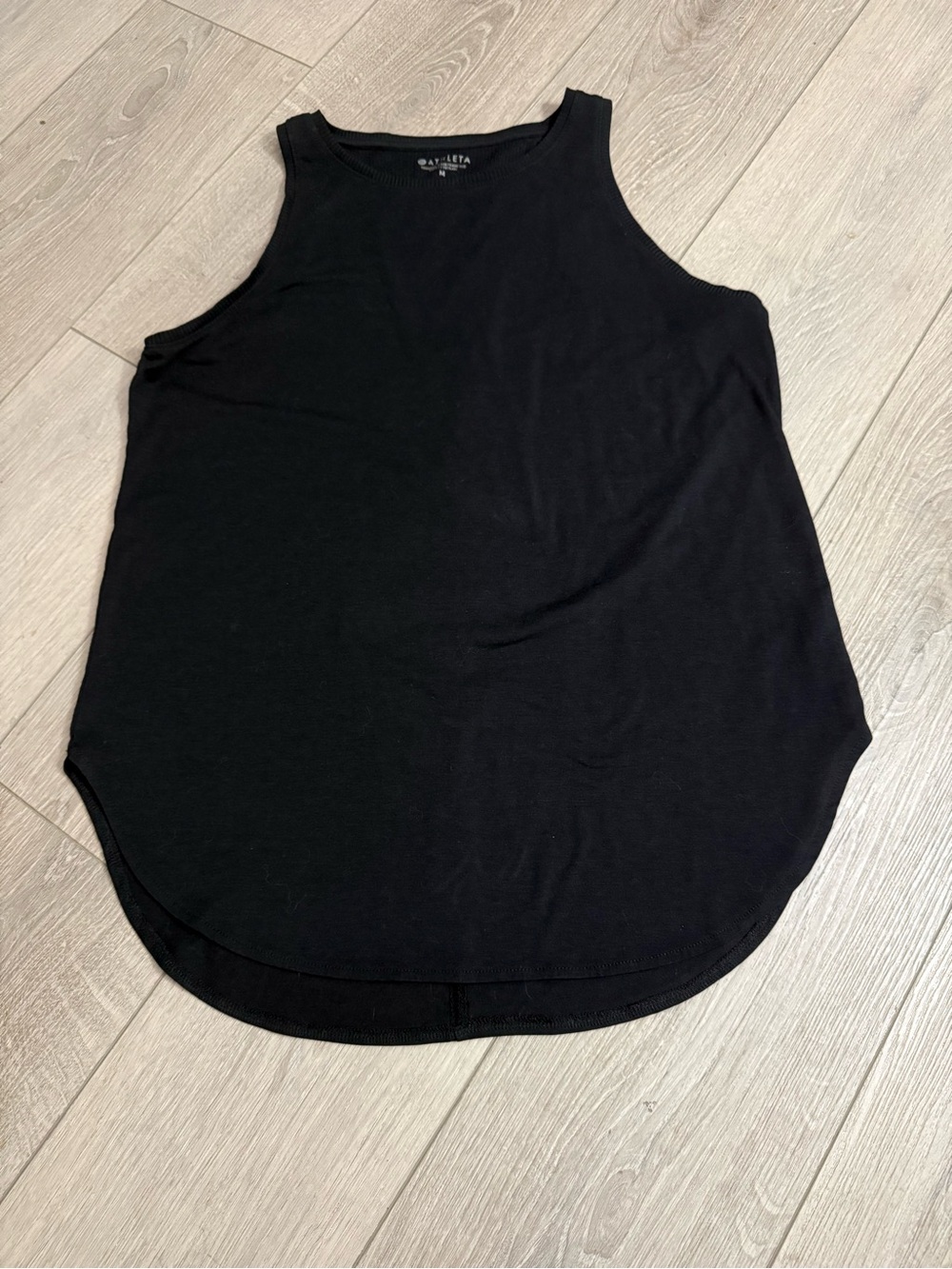 Athleta Black Scoop-Hem Tank size M